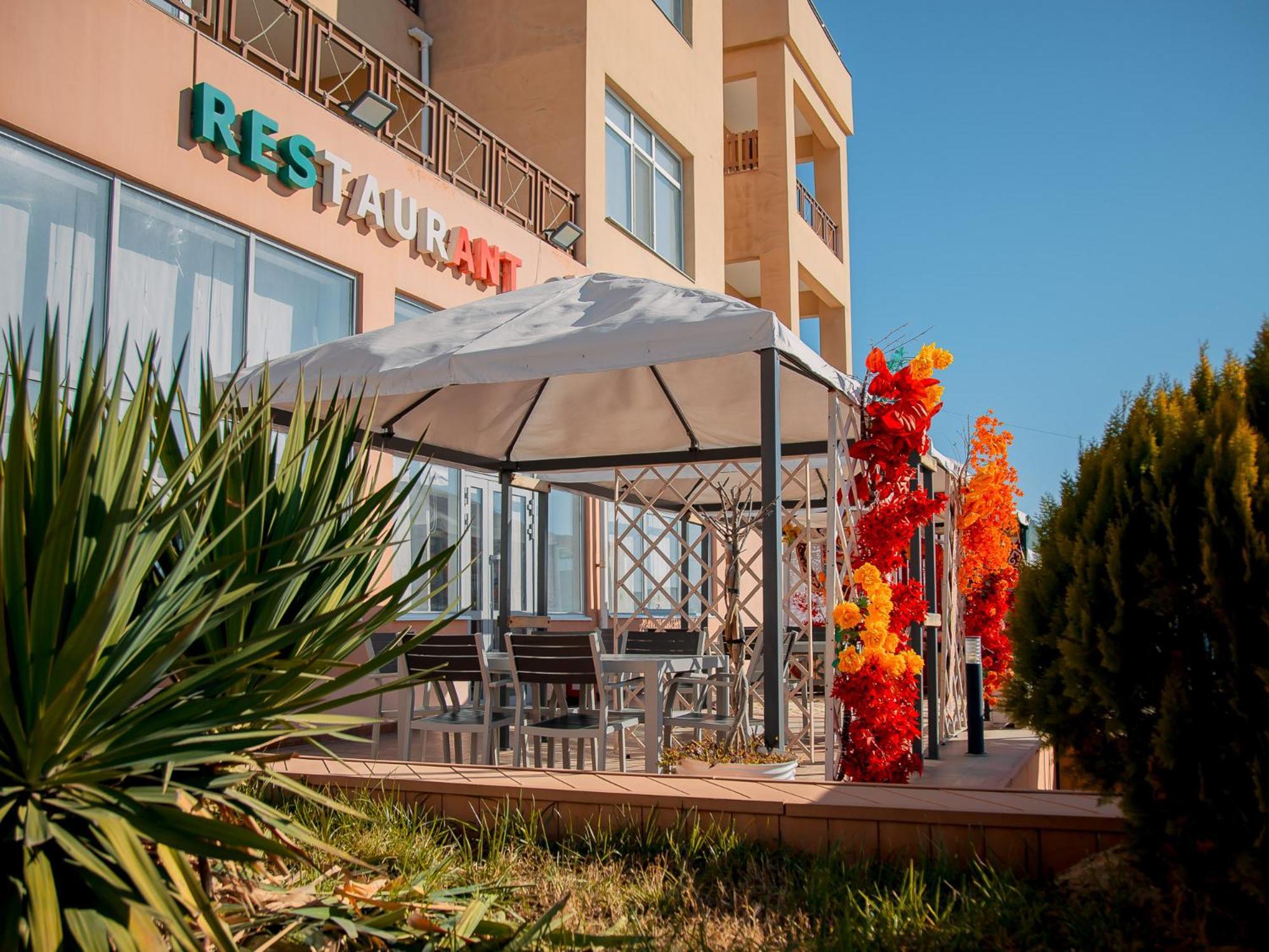 Miramar Apart Hotel & Spa 阿克套 外观 照片