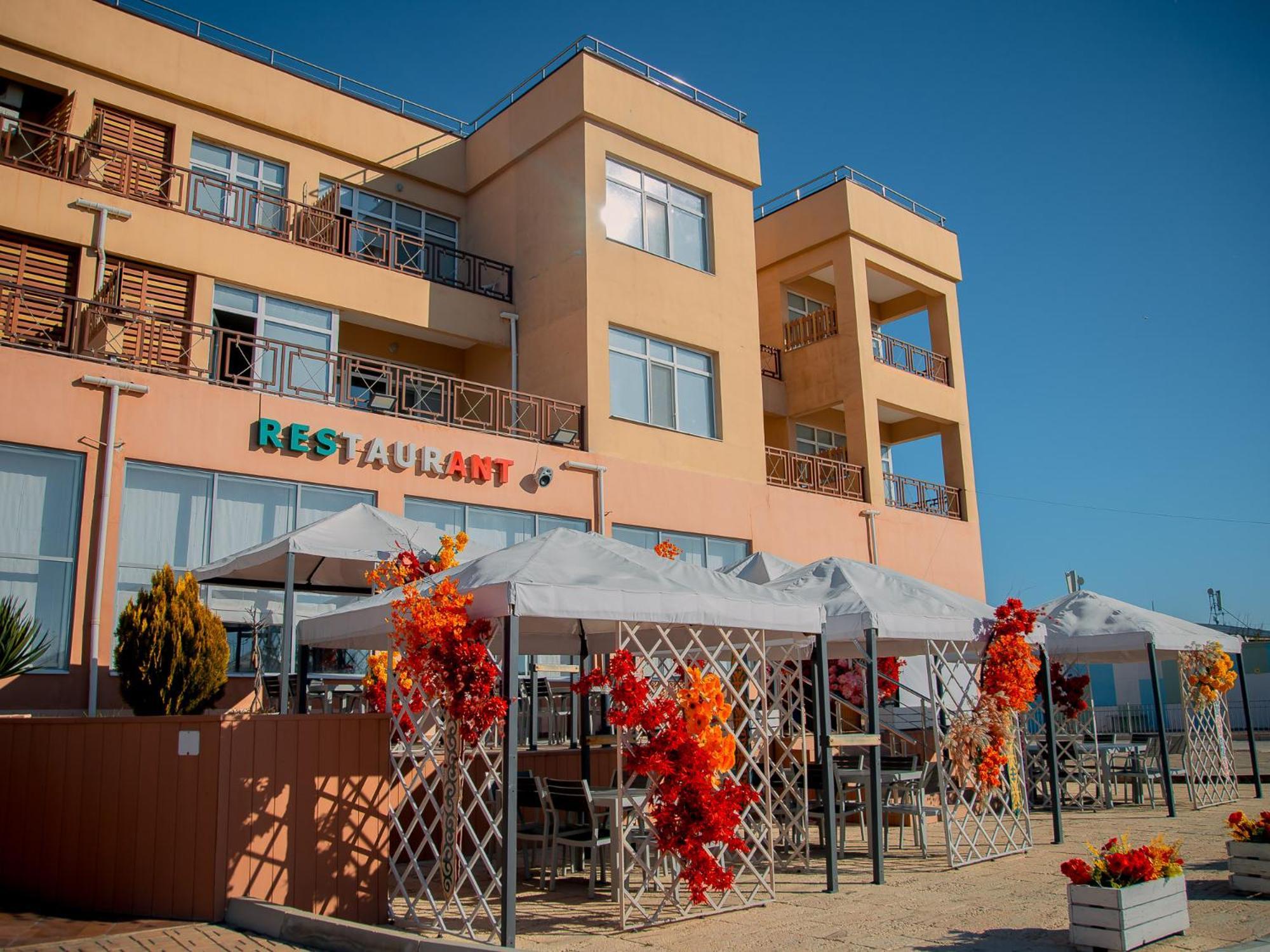 Miramar Apart Hotel & Spa 阿克套 外观 照片