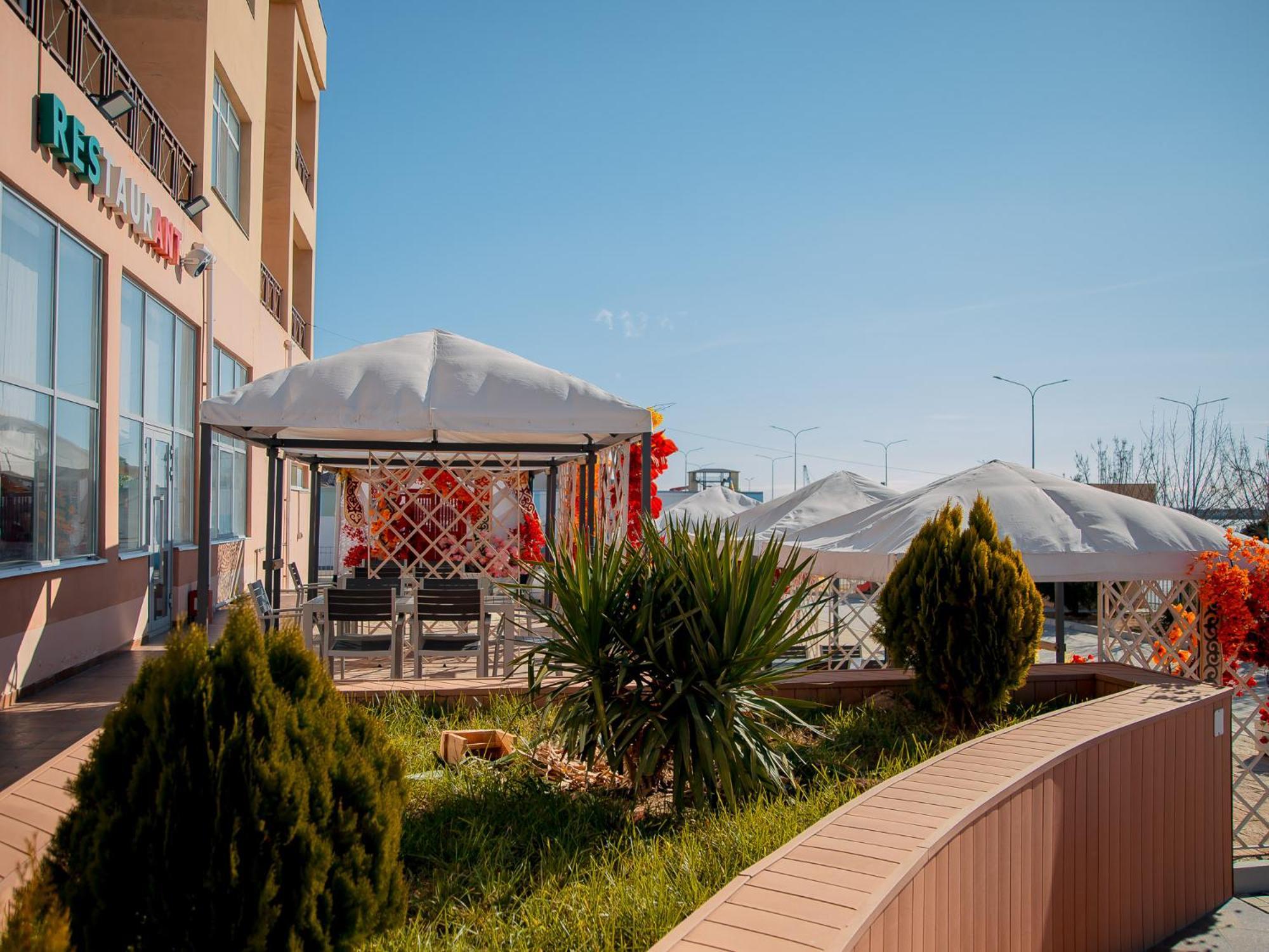 Miramar Apart Hotel & Spa 阿克套 外观 照片
