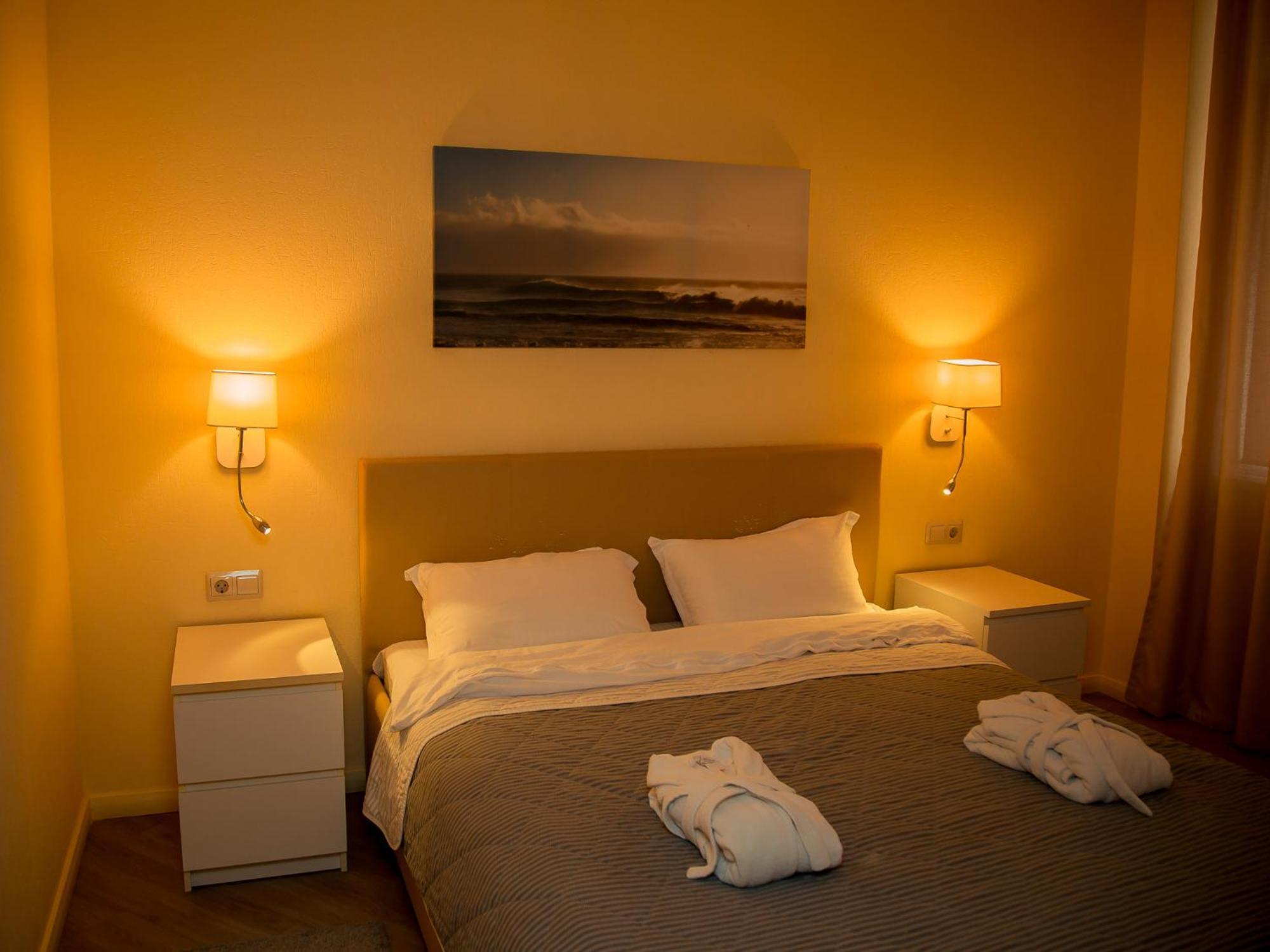 Miramar Apart Hotel & Spa 阿克套 外观 照片