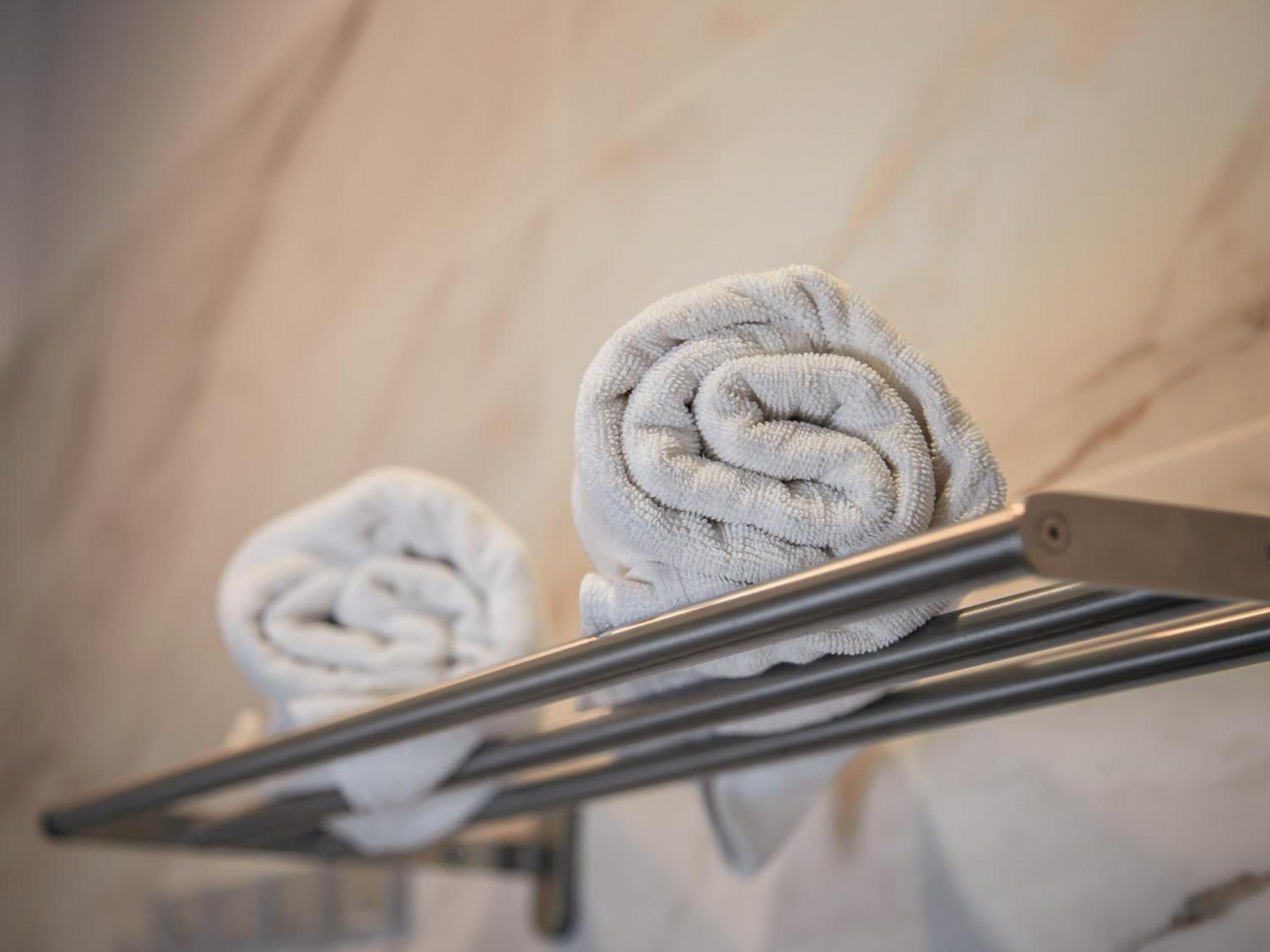 Miramar Apart Hotel & Spa 阿克套 外观 照片