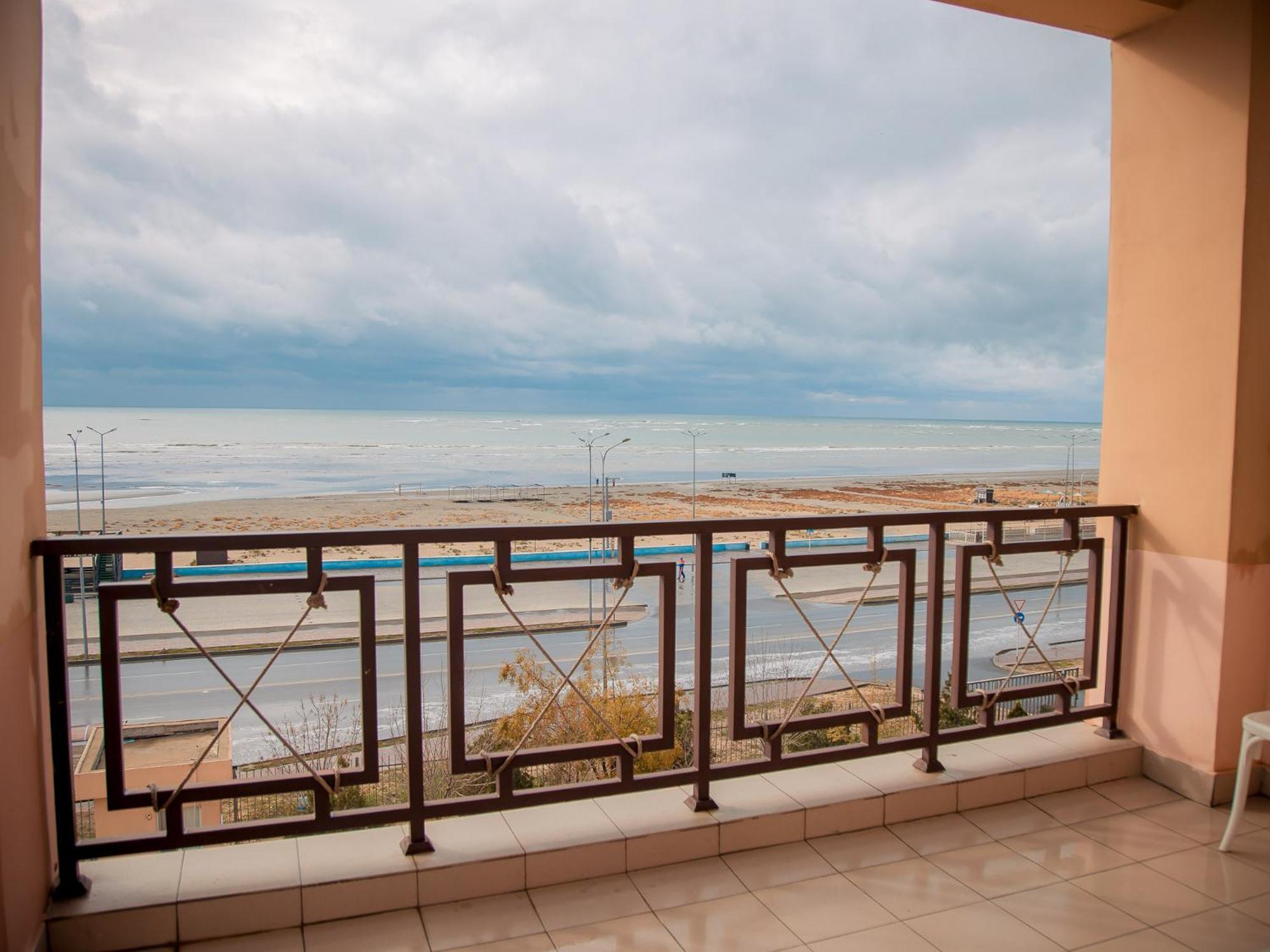 Miramar Apart Hotel & Spa 阿克套 外观 照片