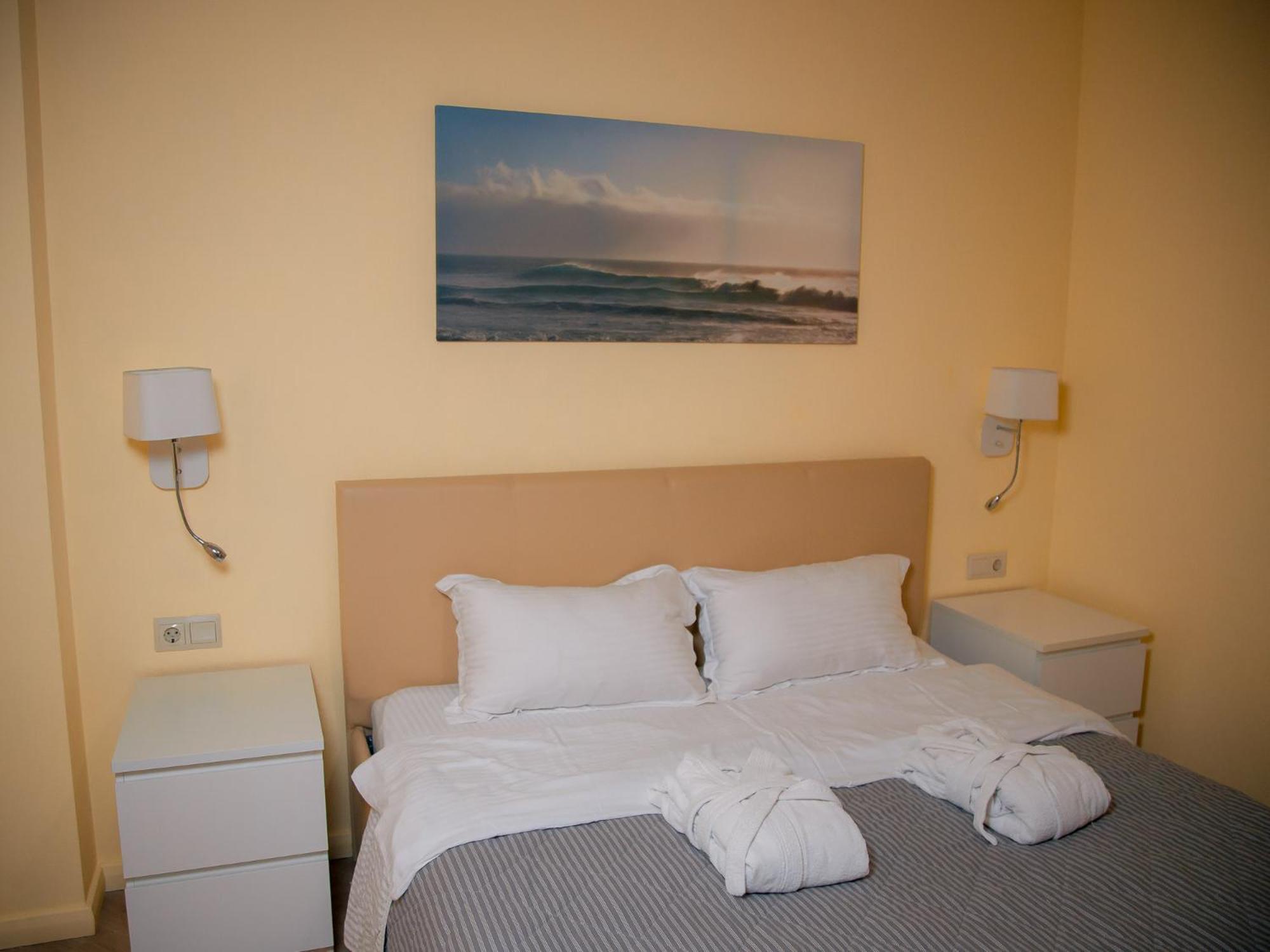 Miramar Apart Hotel & Spa 阿克套 外观 照片